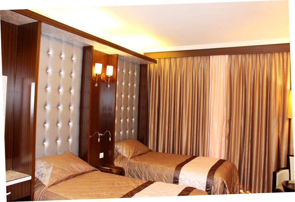 Al Khaleej Grand Hotel Dubai Dış mekan fotoğraf